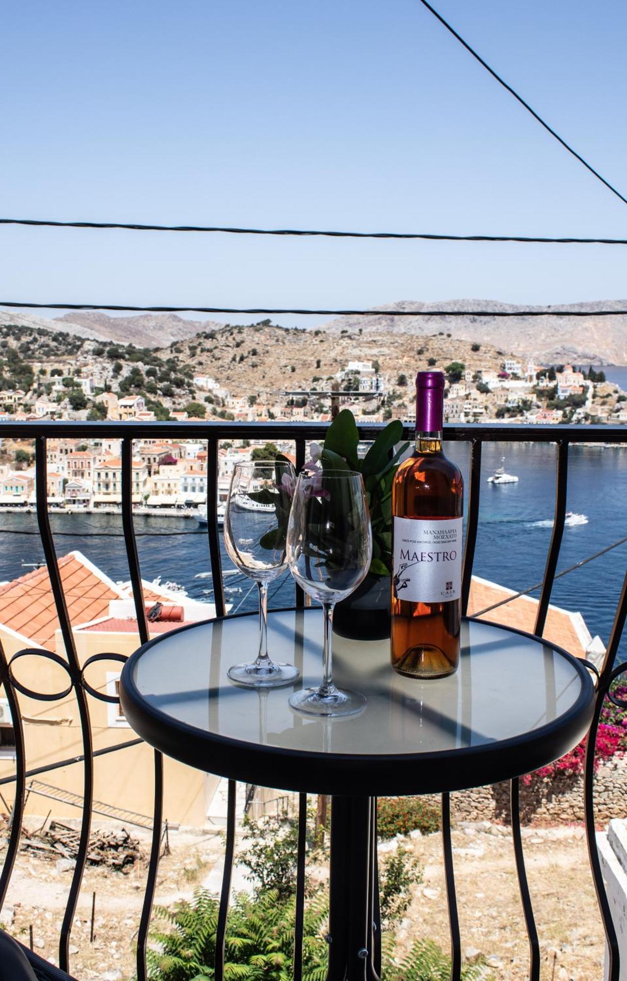 Duchess Harbour View Apartment *